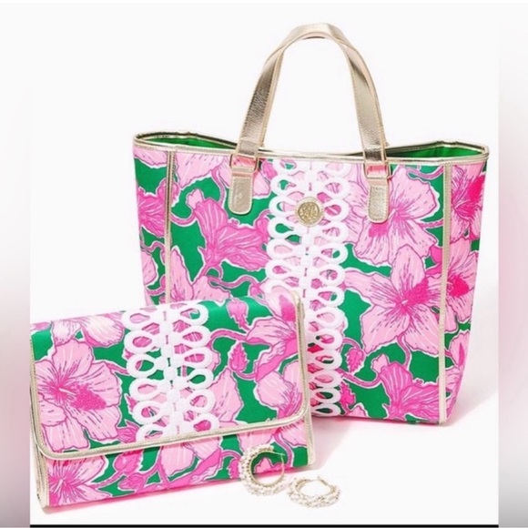 Lilly Pulitzer Handbags - Lilly Pulitzer Tote Bag and Clutch Set NWT